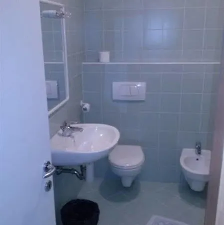 Oasi Hotel 2*